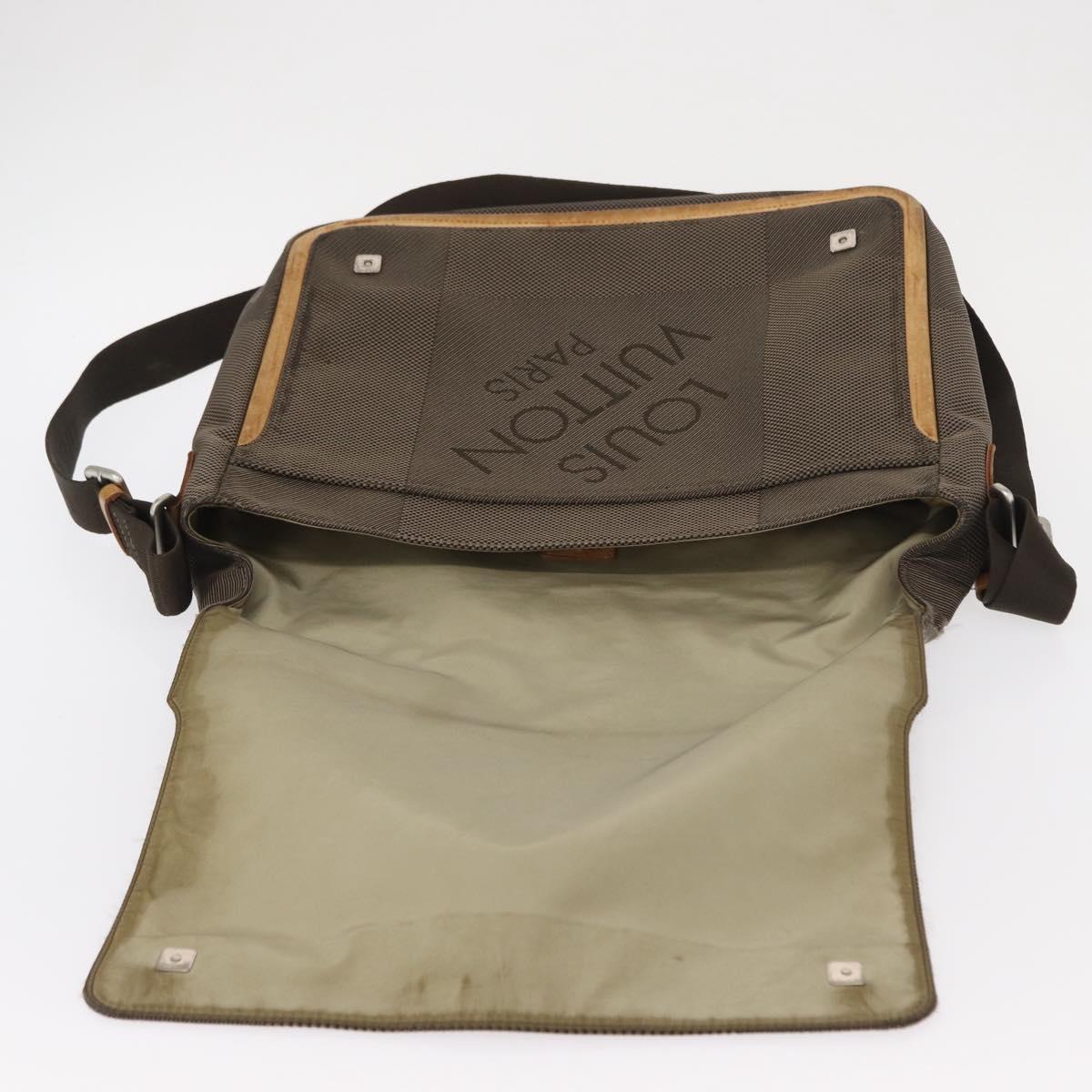 LOUIS VUITTON Damier Geant Messager Shoulder Bag Tail M93030 LV Auth 149506 - Jerrillo image 10