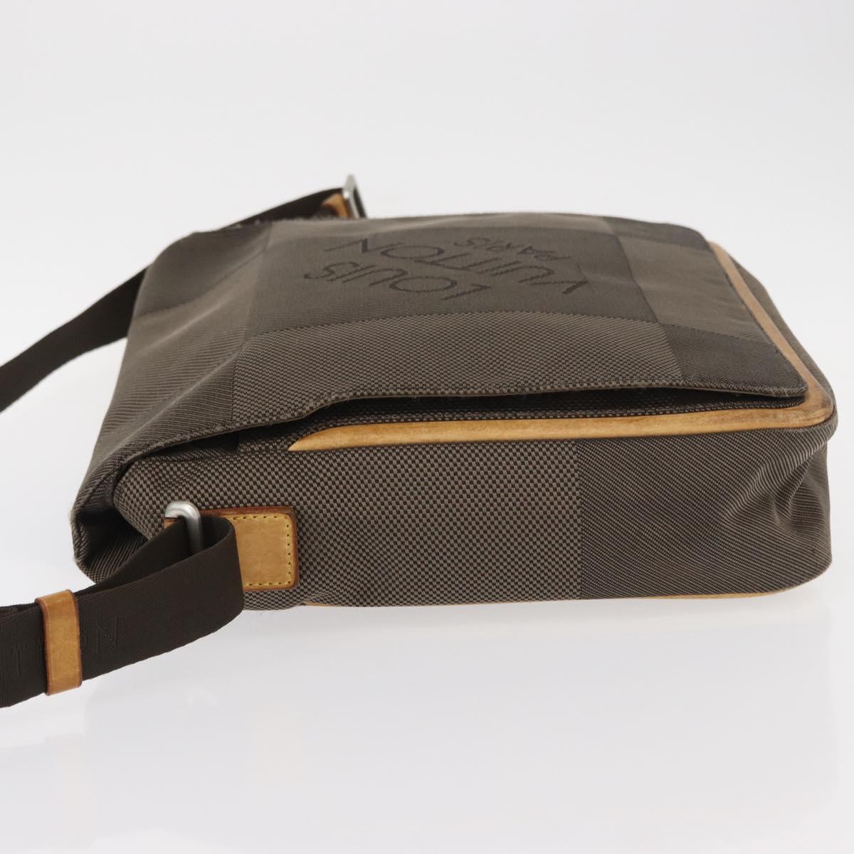LOUIS VUITTON Damier Geant Messager Shoulder Bag Tail M93030 LV Auth 149506 - Jerrillo image 4