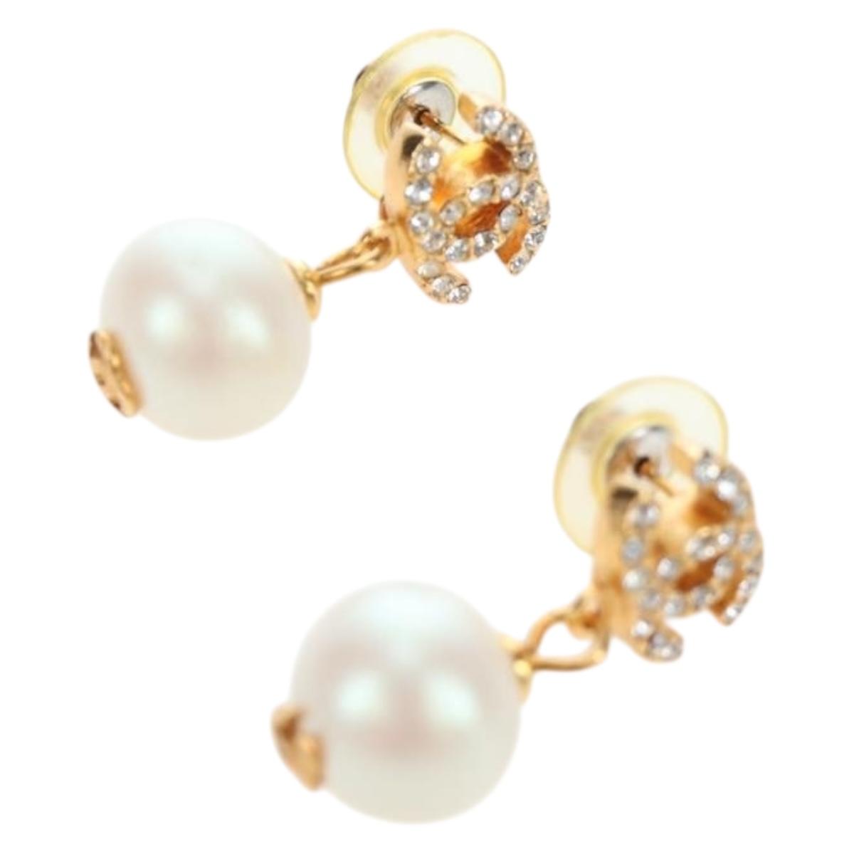 CHANEL COCO Mark Pierce Metal Gold Tone CC Auth 196711M - Jerrillo image 2