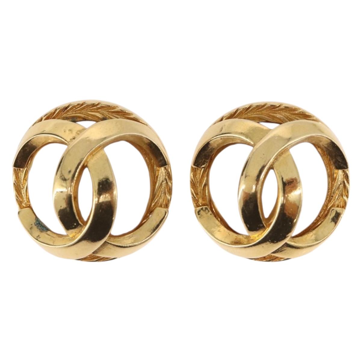 CHANEL Pearl Earring metal Gold Tone CC Auth 198846 - Jerrillo image 2