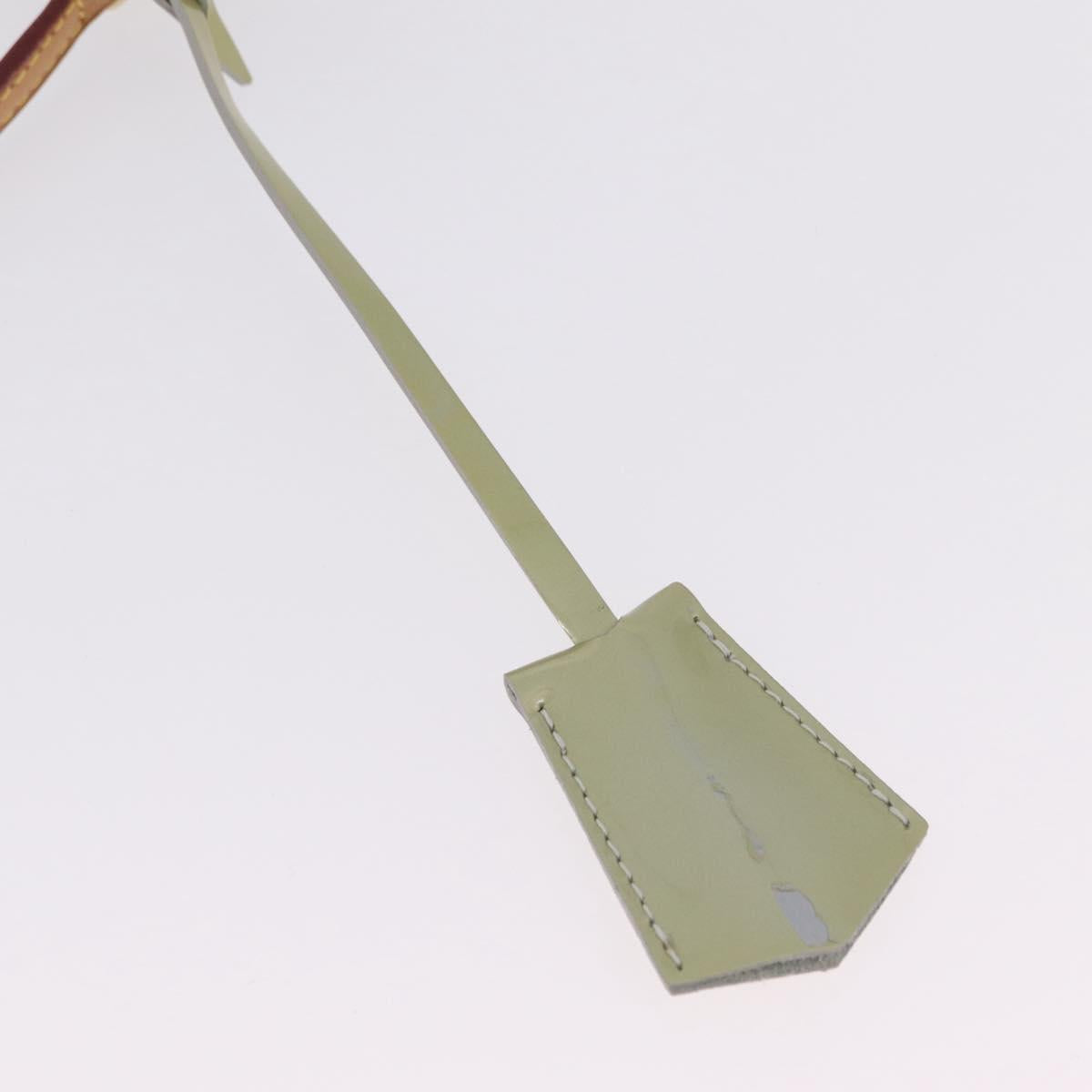 210752A-16 210752A-16